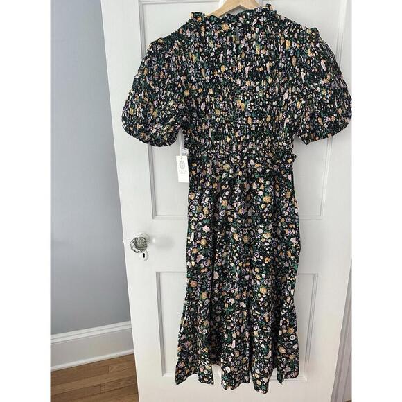 Tuckernuck HYACINTH HOUSE Floral Smocked Samantha Midi Dress NWT Medium Sold Out - Picture 5 of 5